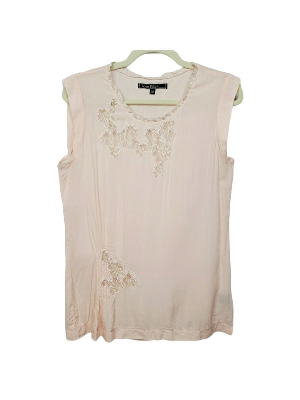 Love Stitch M Lace trim scoop neck sleeveless top